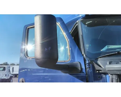 INTERNATIONAL LT MIRROR ASSEMBLY CABDOOR