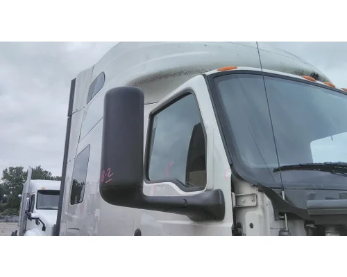 INTERNATIONAL LT MIRROR ASSEMBLY CABDOOR