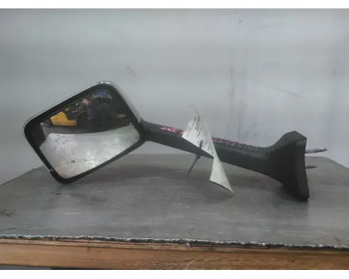 INTERNATIONAL LT MIRROR ASSEMBLY FENDERHOOD