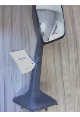 INTERNATIONAL LT MIRROR ASSEMBLY FENDER/HOOD