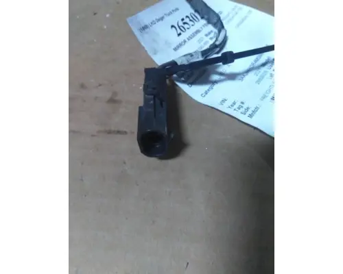 INTERNATIONAL LT MIRROR ASSEMBLY FENDERHOOD