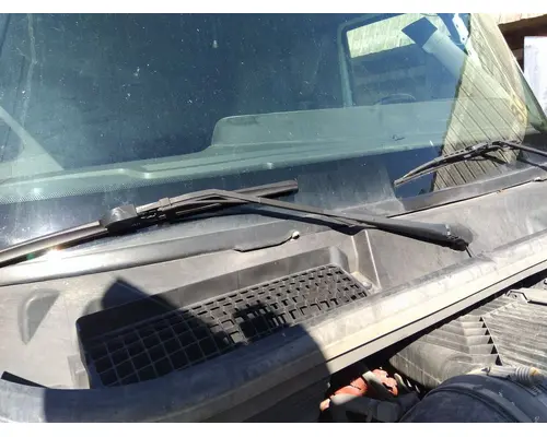 INTERNATIONAL LT MIRROR ASSEMBLY FENDERHOOD