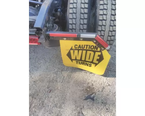 INTERNATIONAL LT MUD FLAP HANGER
