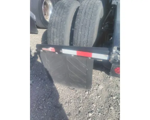 INTERNATIONAL LT MUD FLAP HANGER