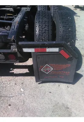 INTERNATIONAL LT MUD FLAP HANGER