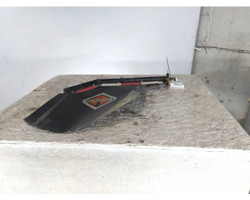INTERNATIONAL LT MUD FLAP HANGER