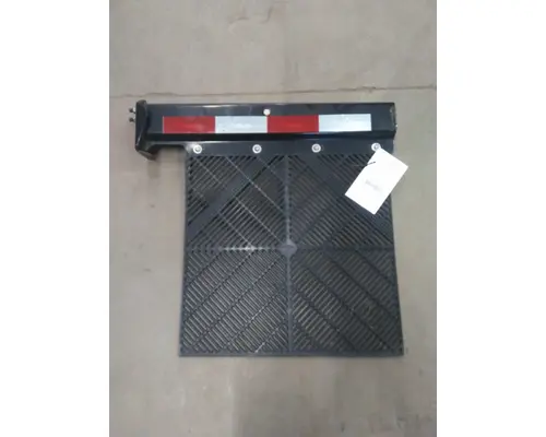 INTERNATIONAL LT MUD FLAP HANGER