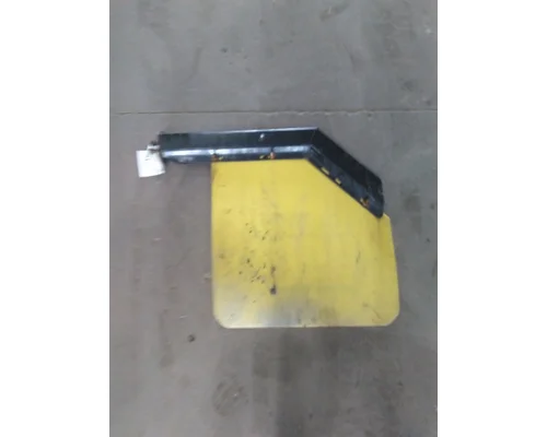 INTERNATIONAL LT MUD FLAP HANGER