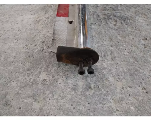 INTERNATIONAL LT MUD FLAP HANGER