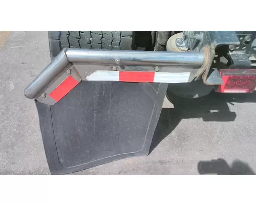 INTERNATIONAL LT MUD FLAP HANGER