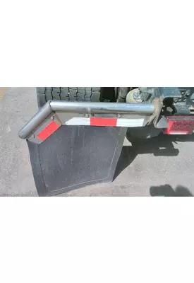 INTERNATIONAL LT MUD FLAP HANGER