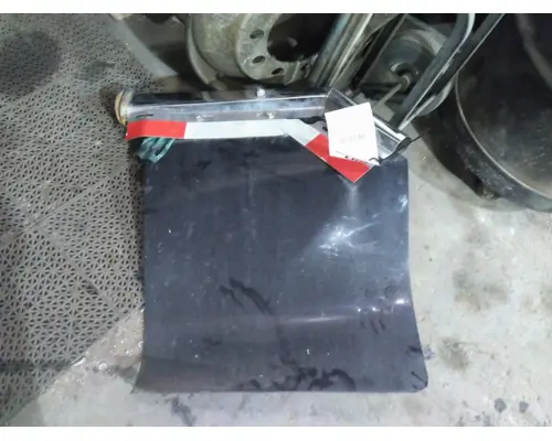 INTERNATIONAL LT MUD FLAP HANGER