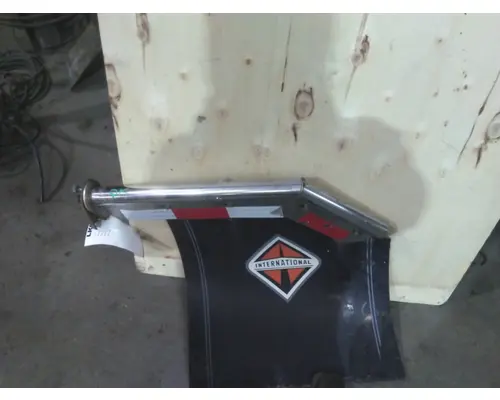 INTERNATIONAL LT MUD FLAP HANGER