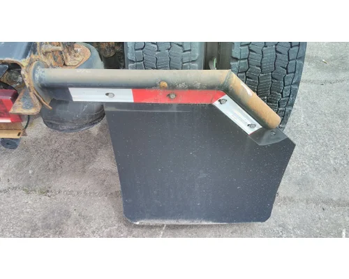 INTERNATIONAL LT MUD FLAP HANGER