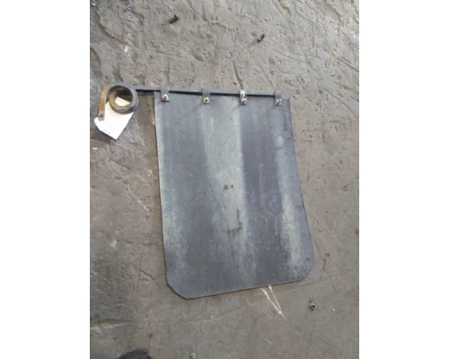 INTERNATIONAL LT MUD FLAP HANGER