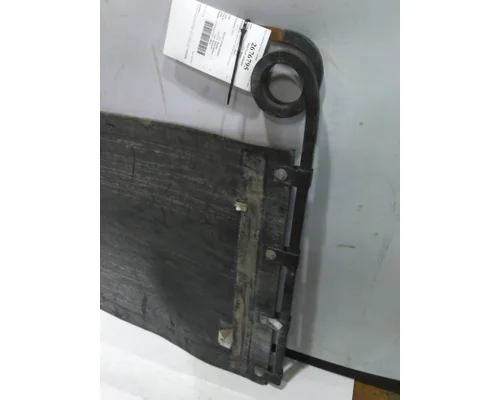 INTERNATIONAL LT MUD FLAP HANGER