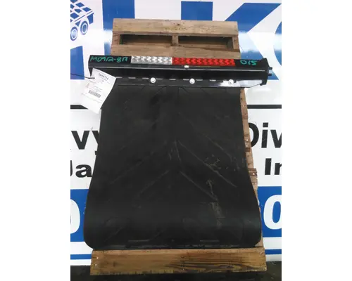 INTERNATIONAL LT MUD FLAP HANGER