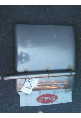 INTERNATIONAL LT MUD FLAP