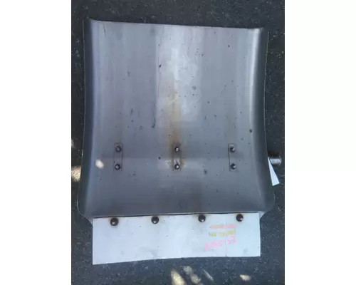 INTERNATIONAL LT MUD FLAP