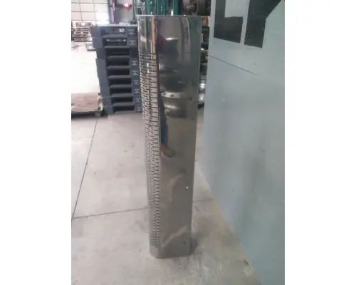 INTERNATIONAL LT MUFFLER SHIELD