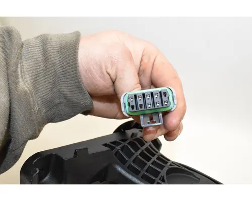 INTERNATIONAL LT Mirror (Side View)