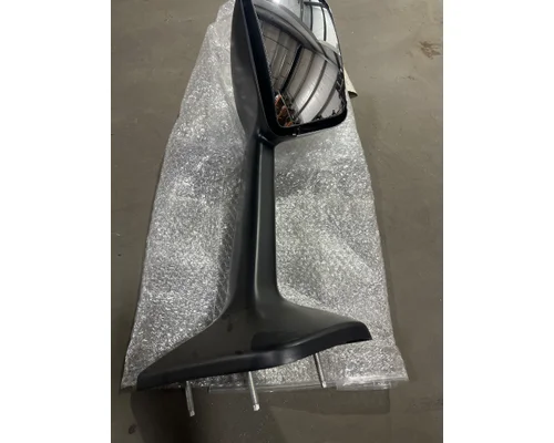 INTERNATIONAL LT Mirror (Side View)