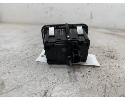 INTERNATIONAL LT Miscellaneous Parts