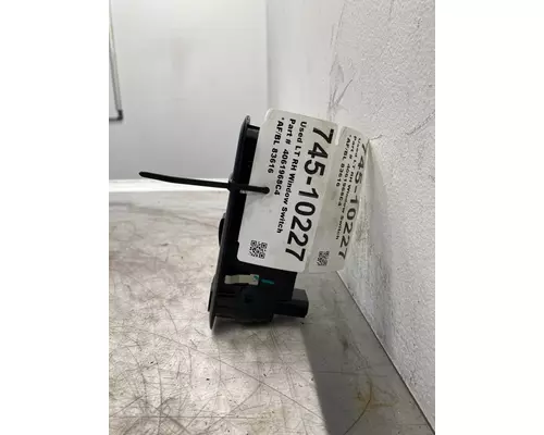 INTERNATIONAL LT Power Window Motor