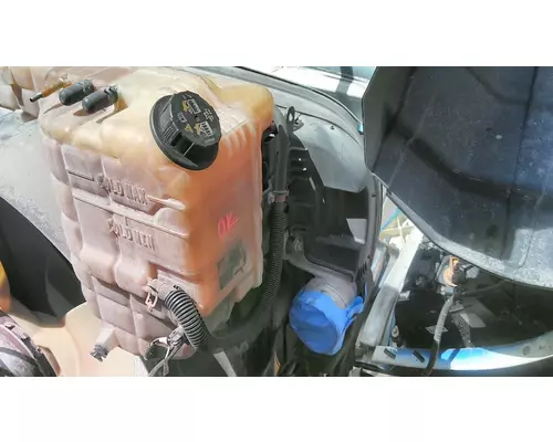 INTERNATIONAL LT RADIATOR OVERFLOW TANK