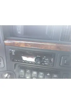 INTERNATIONAL LT RADIO AM/FM/BLUETOOTH