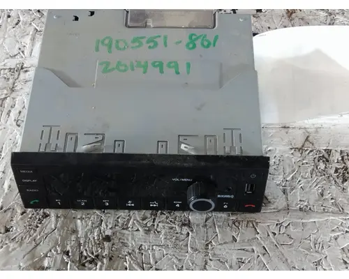 INTERNATIONAL LT RADIO AMFMBLUETOOTH