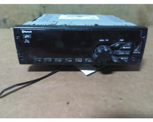 INTERNATIONAL LT RADIO AMFMBLUETOOTH