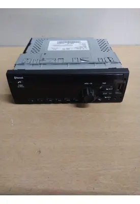 INTERNATIONAL LT RADIO AM/FM/BLUETOOTH