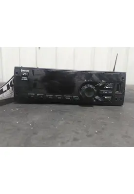 INTERNATIONAL LT RADIO AM/FM/BLUETOOTH