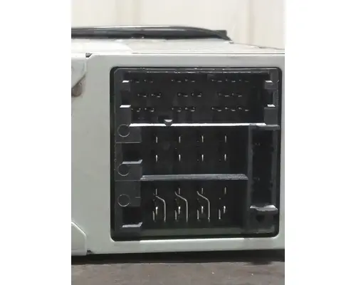 INTERNATIONAL LT RADIO AMFMBLUETOOTH