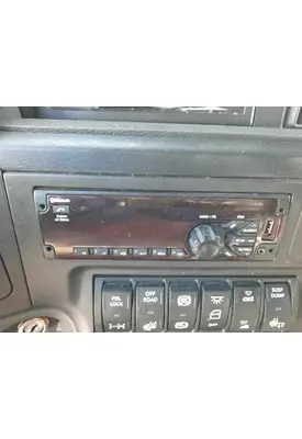 INTERNATIONAL LT RADIO AM/FM/BLUETOOTH