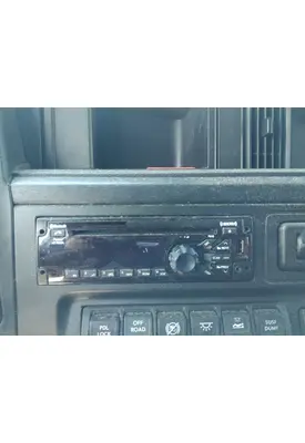 INTERNATIONAL LT RADIO AM/FM/BLUETOOTH