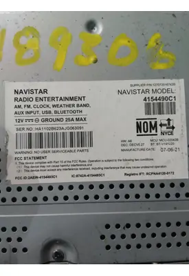 INTERNATIONAL LT RADIO AM/FM/BLUETOOTH