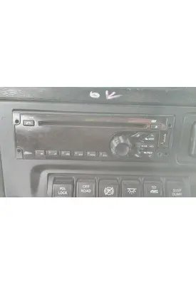 INTERNATIONAL LT RADIO AM/FM/BLUETOOTH
