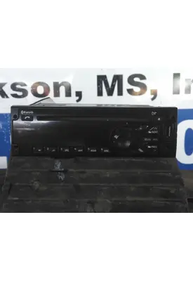 INTERNATIONAL LT RADIO AM/FM/BLUETOOTH