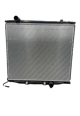 INTERNATIONAL LT Radiator