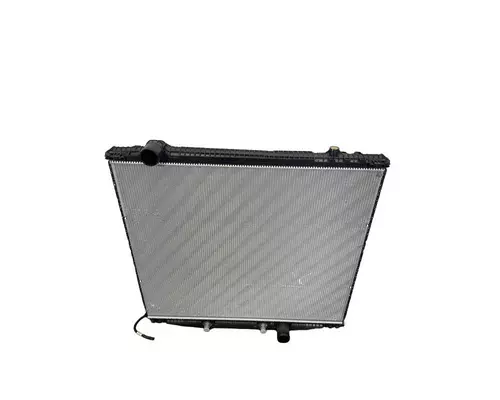 INTERNATIONAL LT Radiator