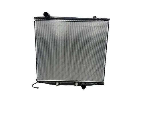 INTERNATIONAL LT Radiator