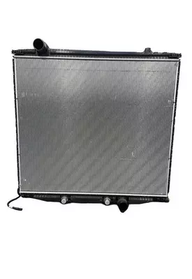 INTERNATIONAL LT Radiator