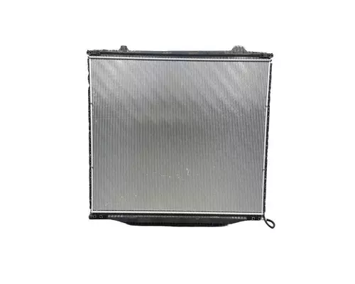 INTERNATIONAL LT Radiator