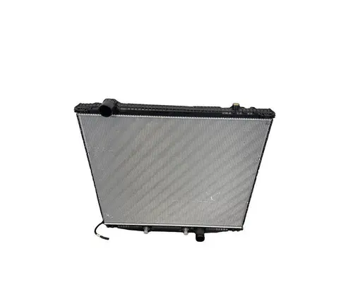 INTERNATIONAL LT Radiator