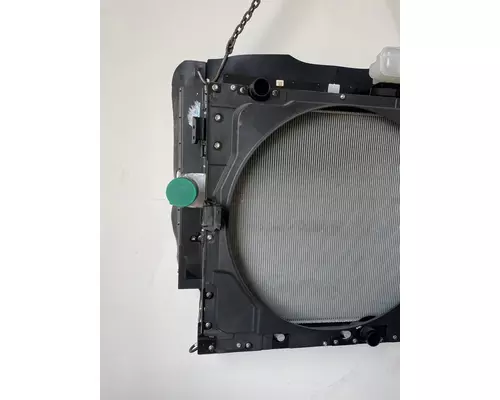 INTERNATIONAL LT Radiator