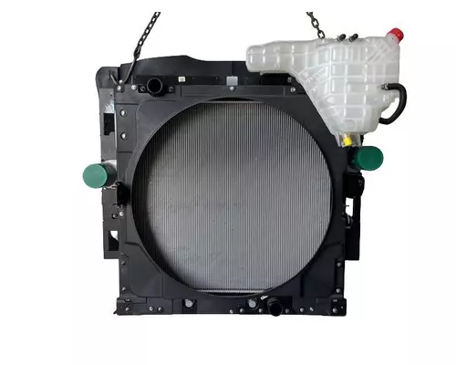INTERNATIONAL LT Radiator
