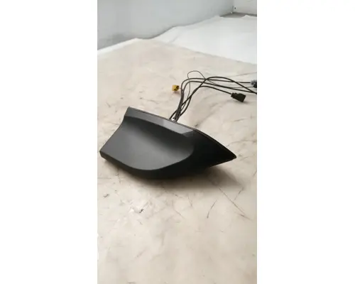 INTERNATIONAL LT Radio