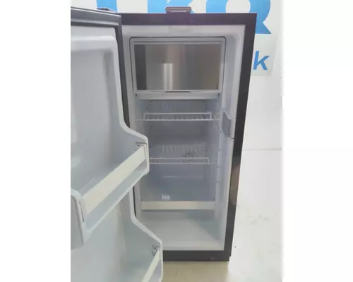 INTERNATIONAL LT Refridgerator 